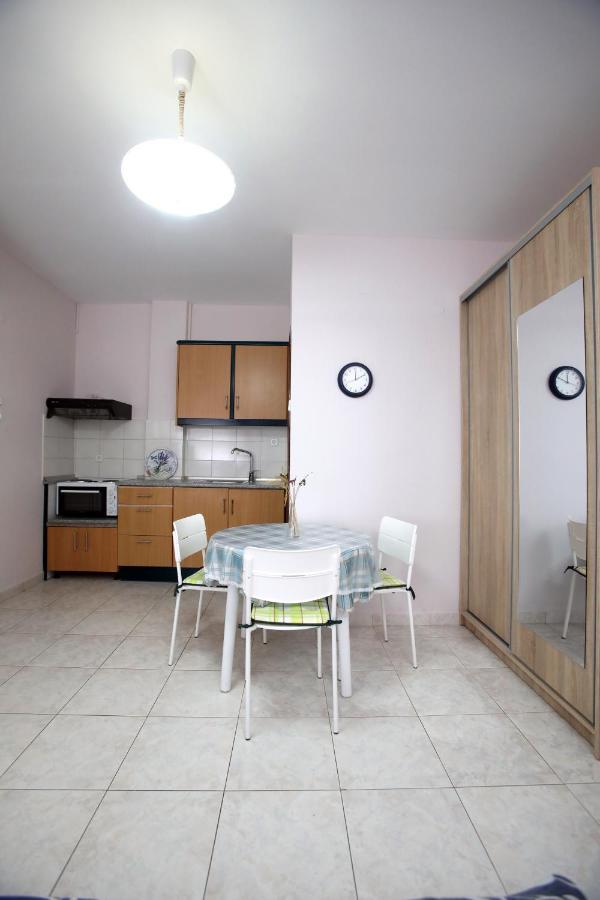 Pavlidis Apartment Siviri